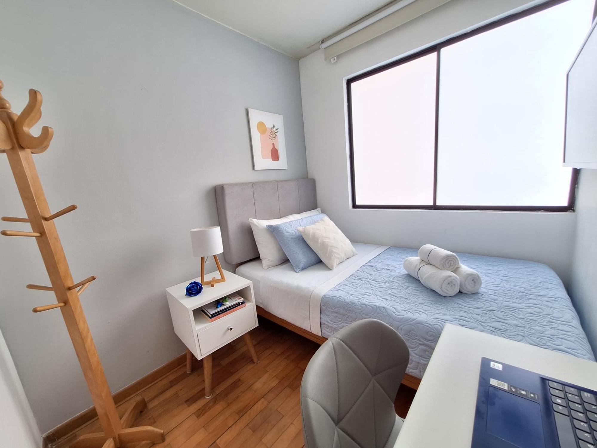 Apartment Bano Compartido Dentro De Un Departamento